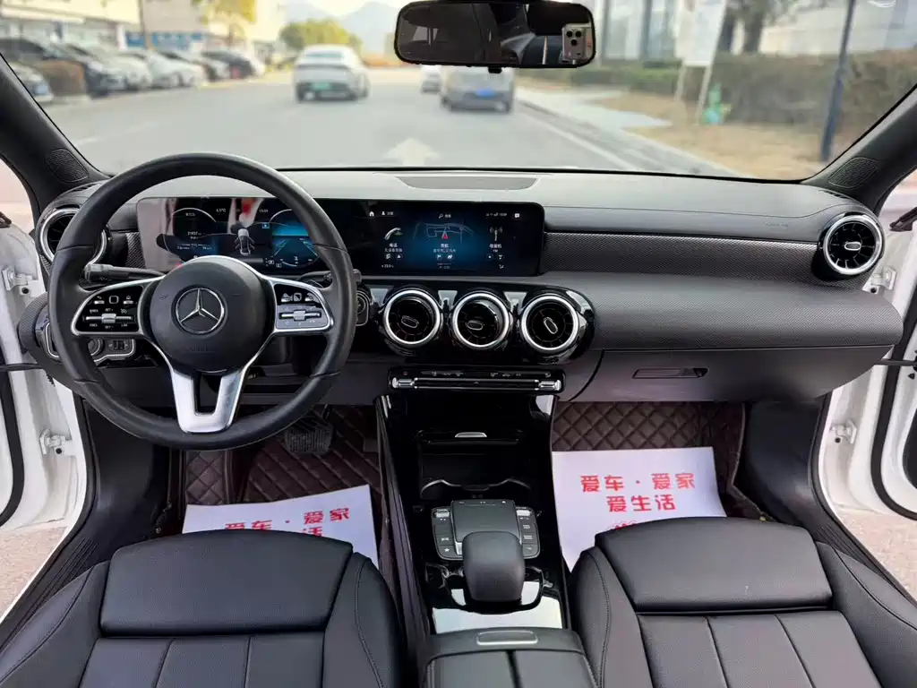 MERCEDES-BENZ A CLASS