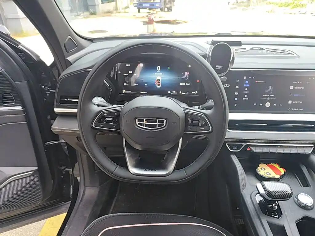 Geely Xingyue L — миниатюра 11