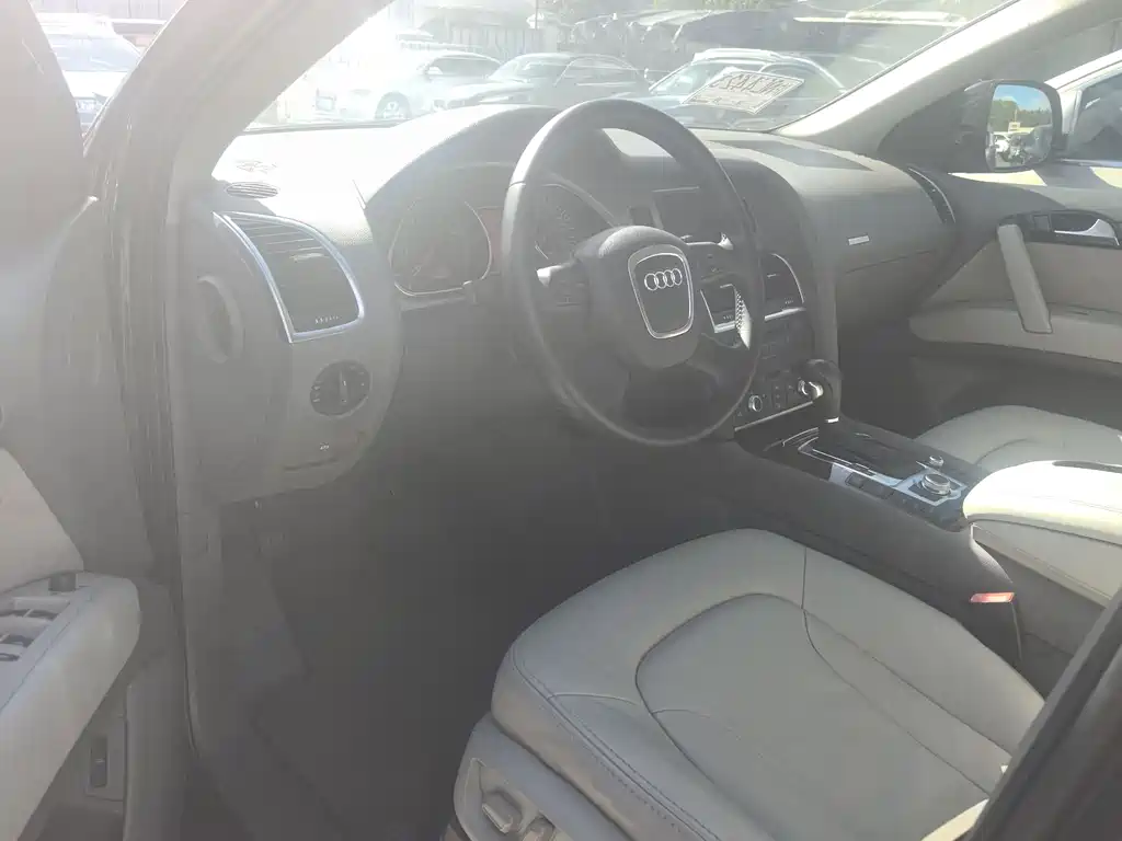 Audi Q7 2010 3.6 FSI quattro Comfort
