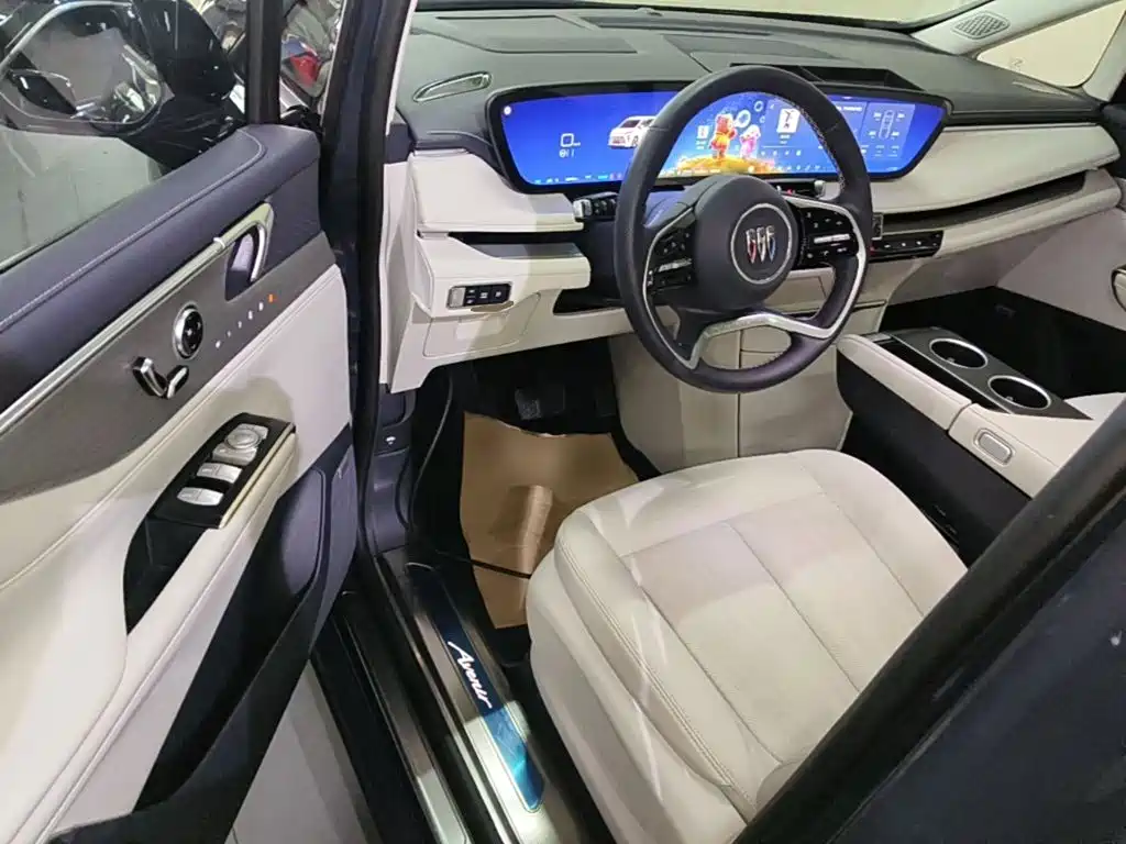 Buick GL8 Hybrid — миниатюра 16