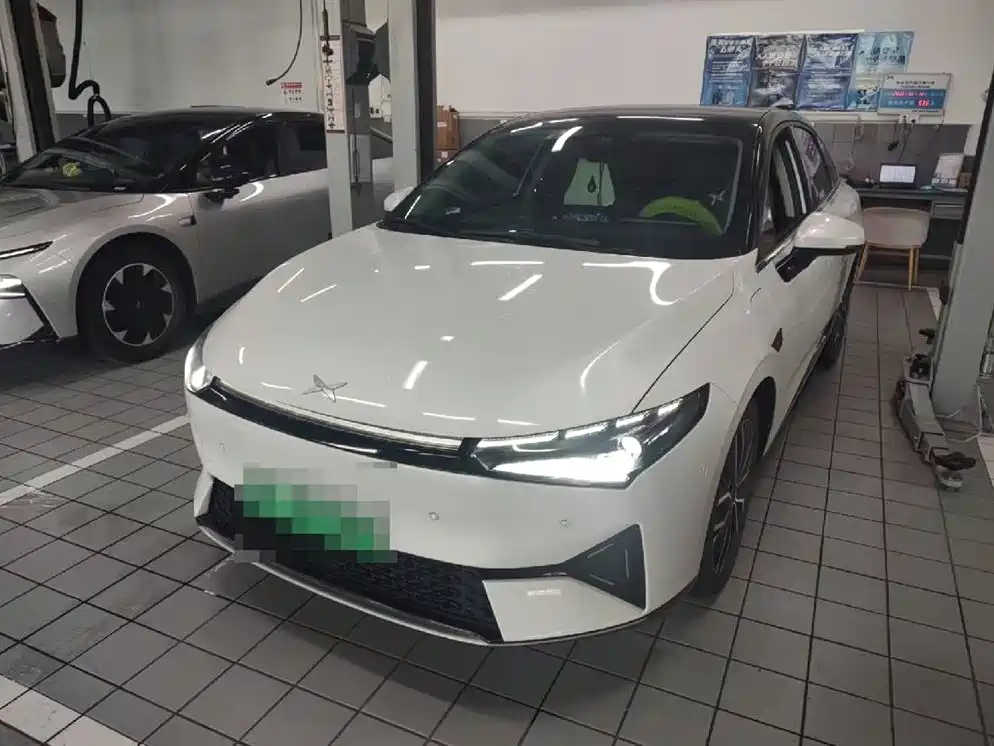 XPeng P5
