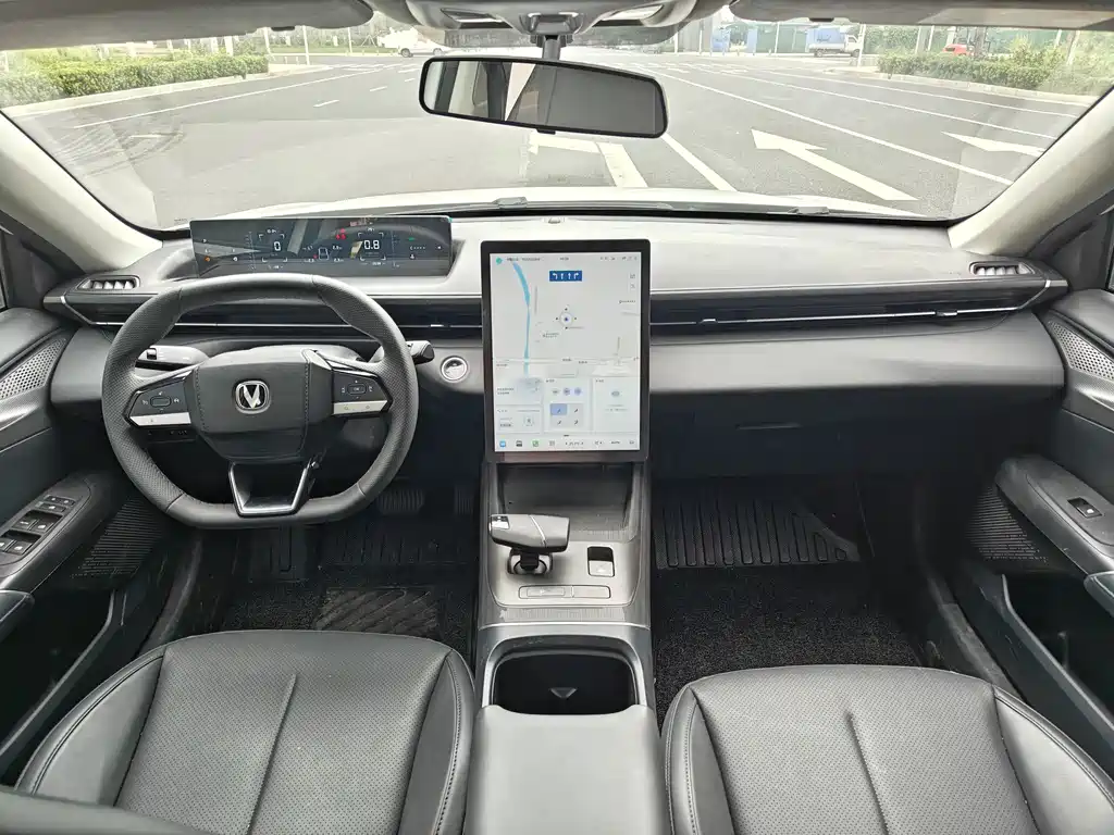 Changan Eado — миниатюра 5