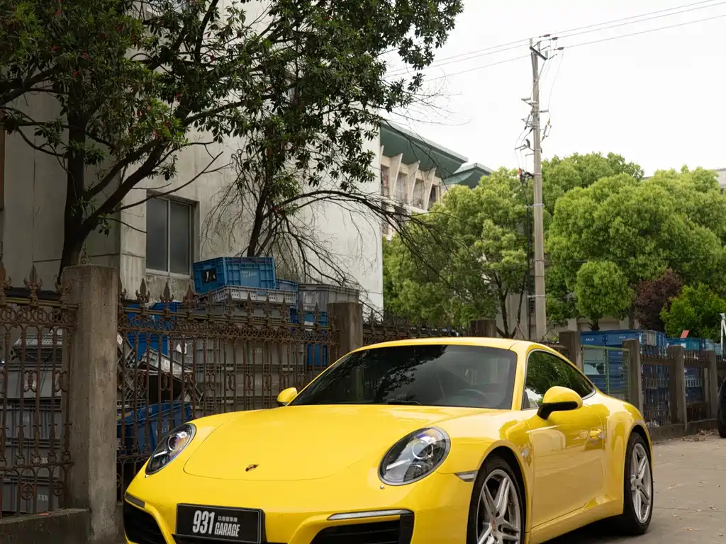 Porsche 911