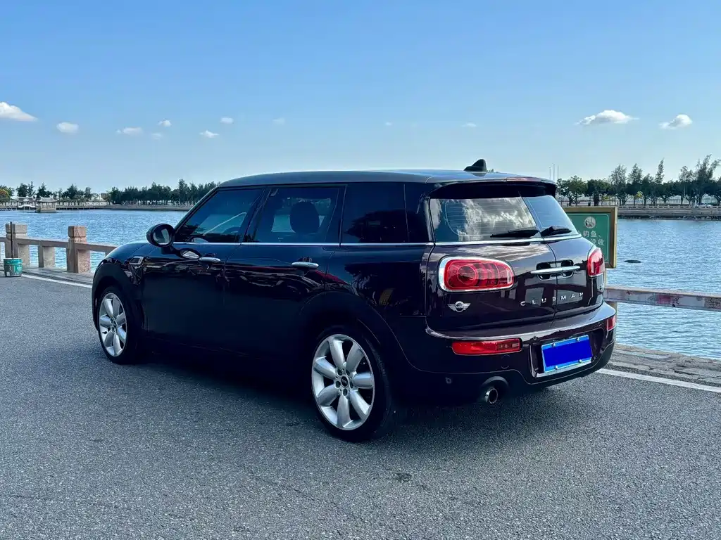 MINI Mini Clubman — миниатюра 9