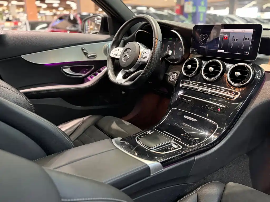 Mercedes-Benz C-Class — миниатюра 20