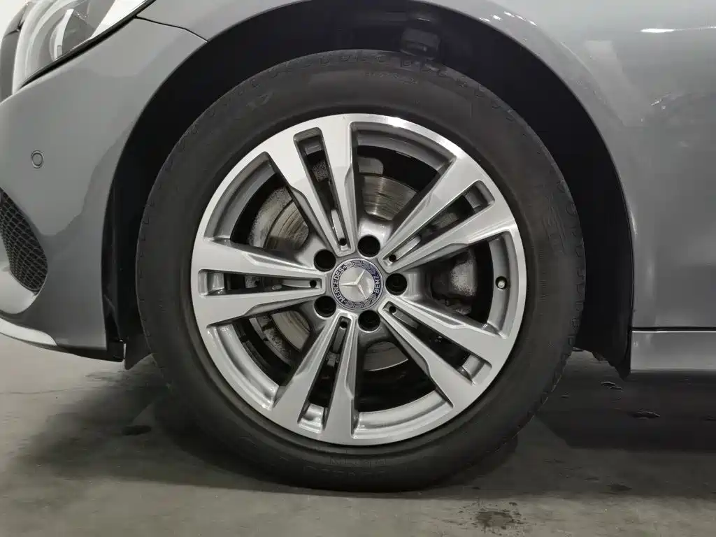 Mercedes-Benz C-Class — миниатюра 17