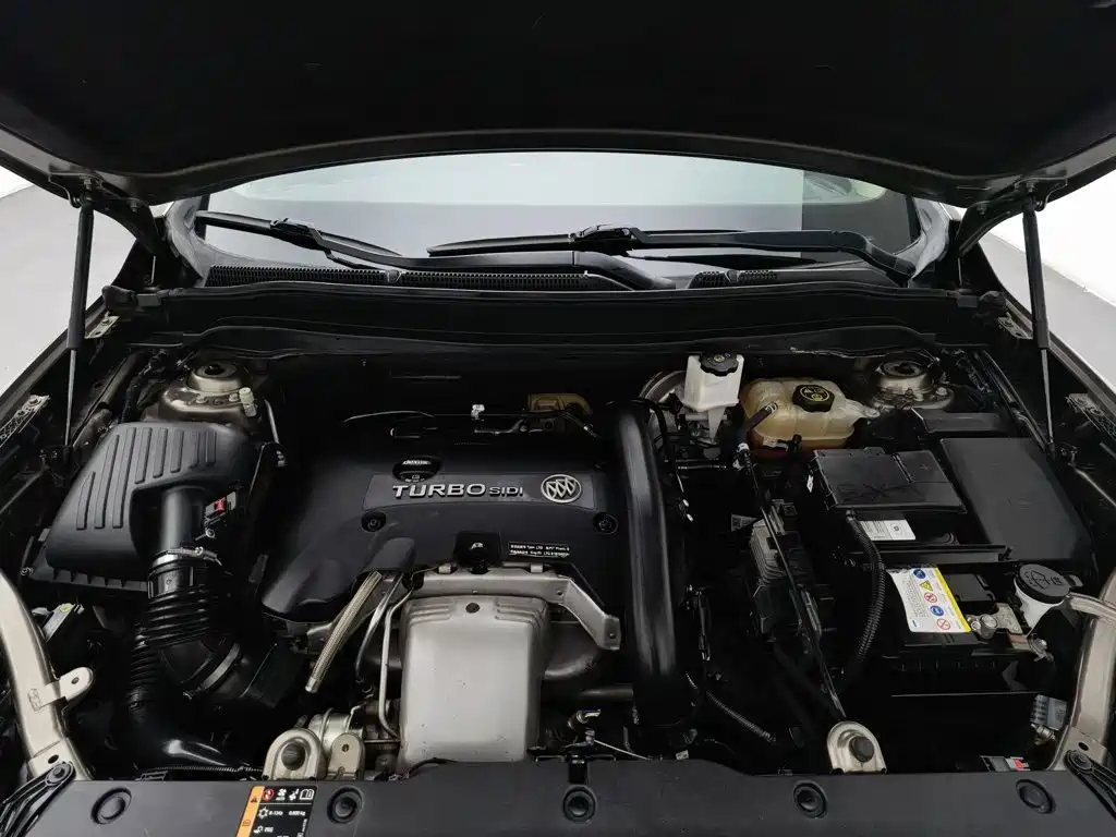 Buick Envision Plus — миниатюра 6