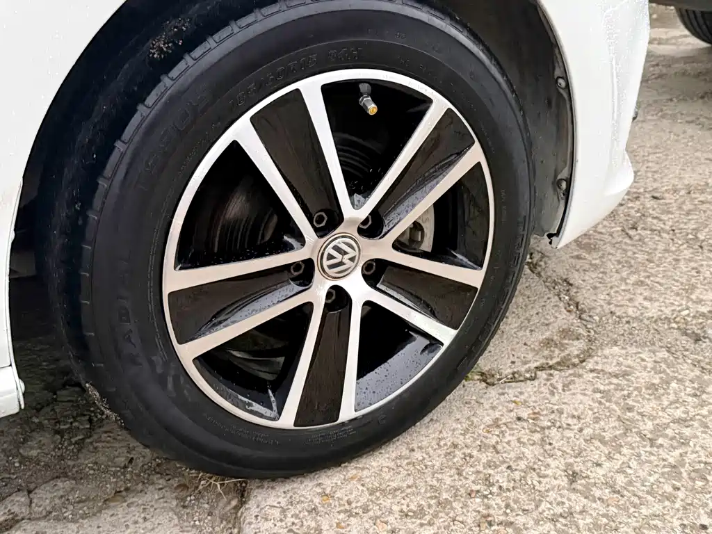 Volkswagen Polo — миниатюра 6