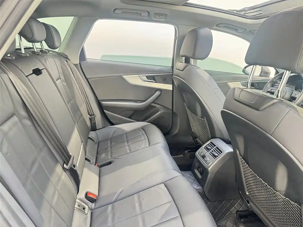 Audi A4 2021 Avant 40 TFSI Fashion