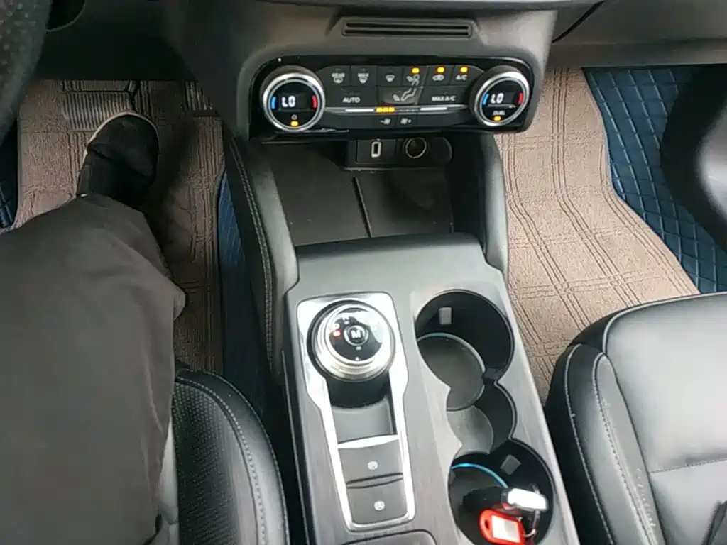 Ford Focus — миниатюра 14