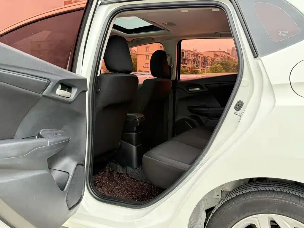 Honda Fit — миниатюра 3