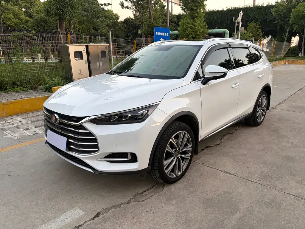 Купить BYD Tang