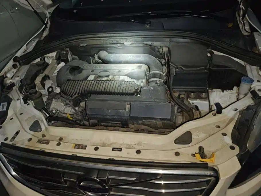 Volvo XC60 — миниатюра 10