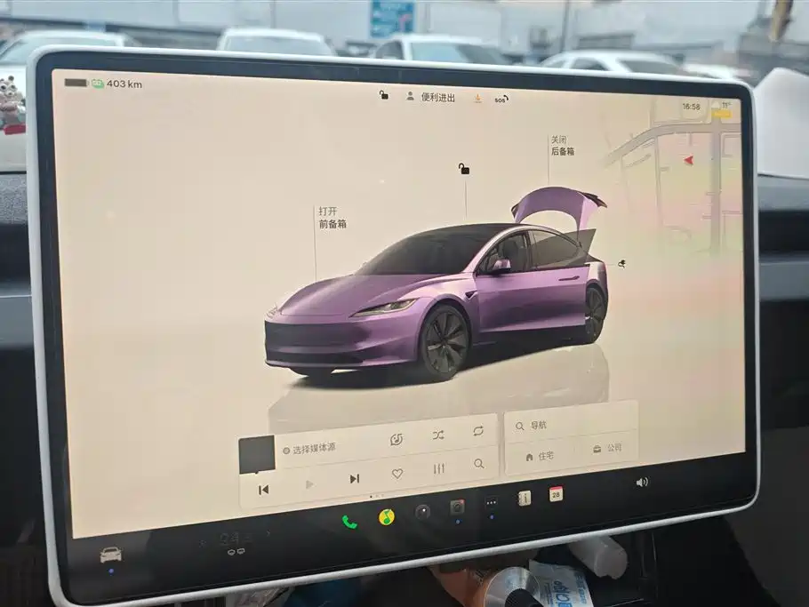 TESLA MODEL 3