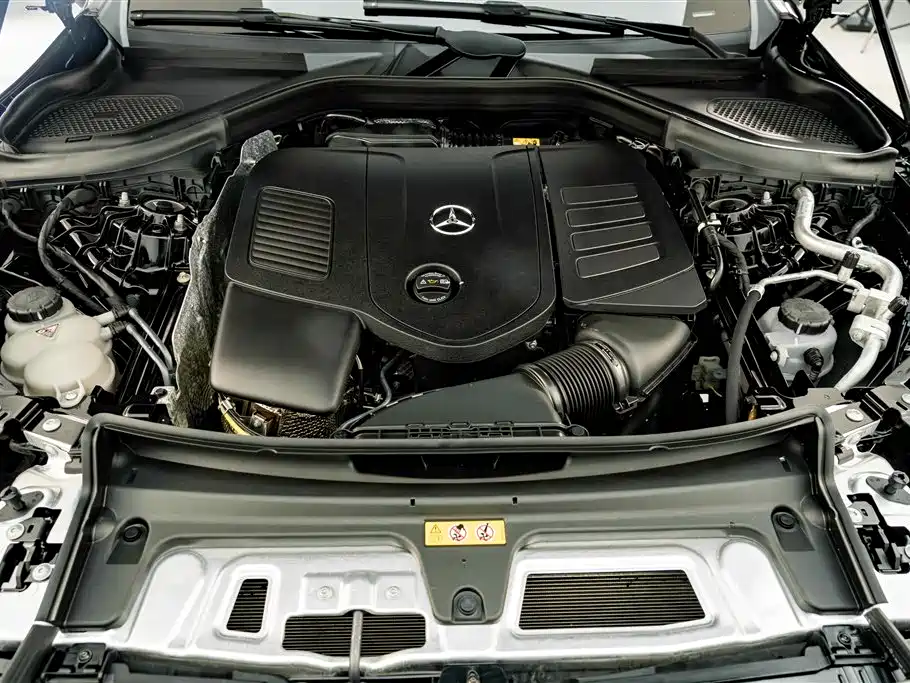 Mercedes-Benz GLC — миниатюра 23