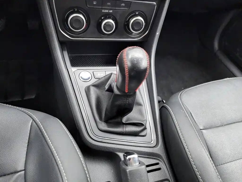 Volkswagen Lavida — миниатюра 13