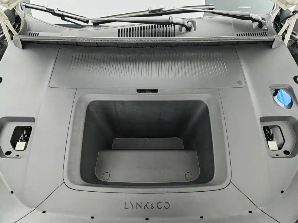 Lynk & Co Z20 — миниатюра 6