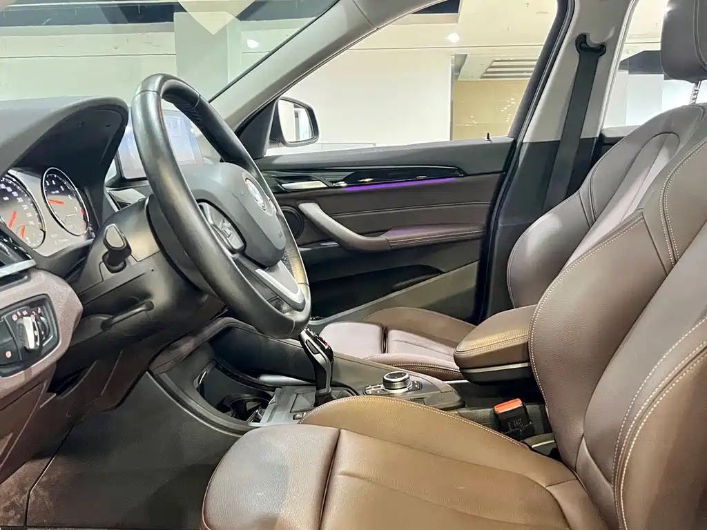 BMW X1 — миниатюра 6