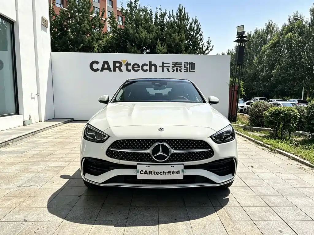 Mercedes-Benz C-Class — миниатюра 5