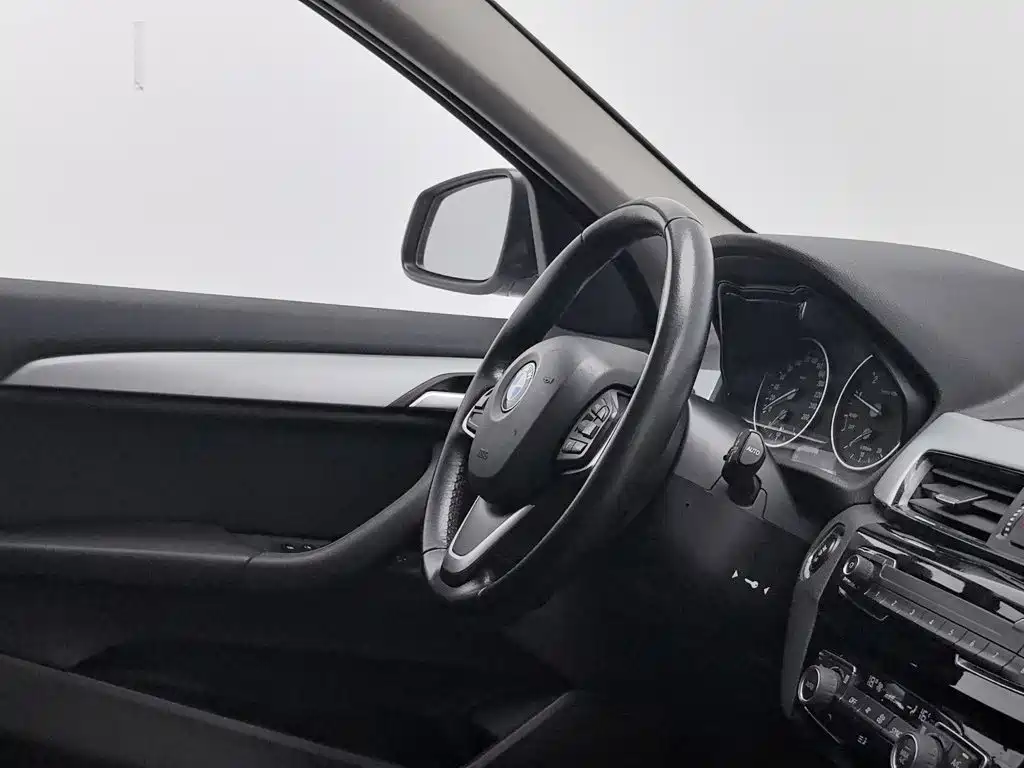 BMW X1 — миниатюра 22
