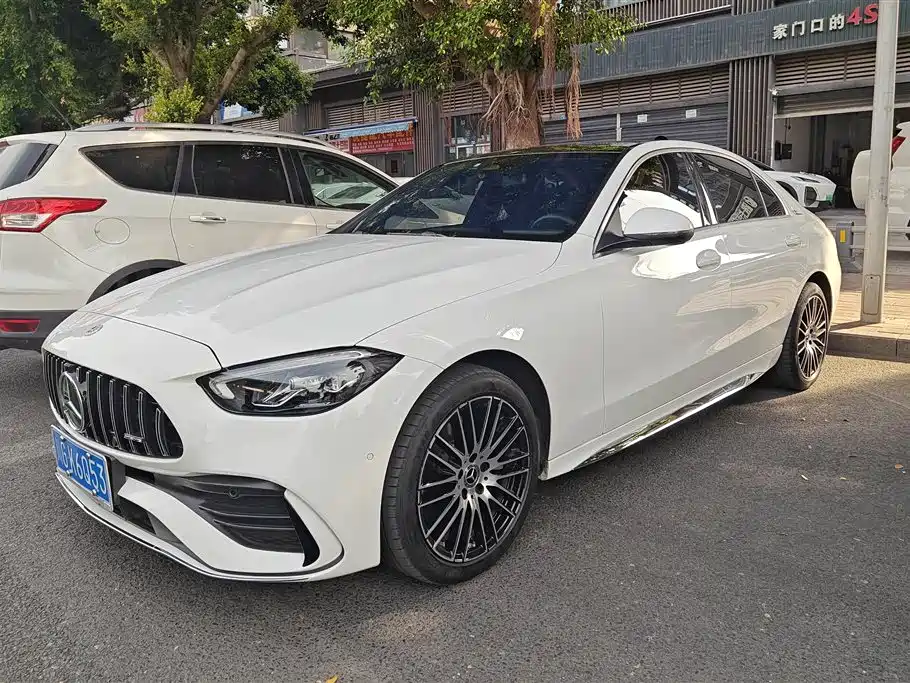 Mercedes-Benz C-Class 2023