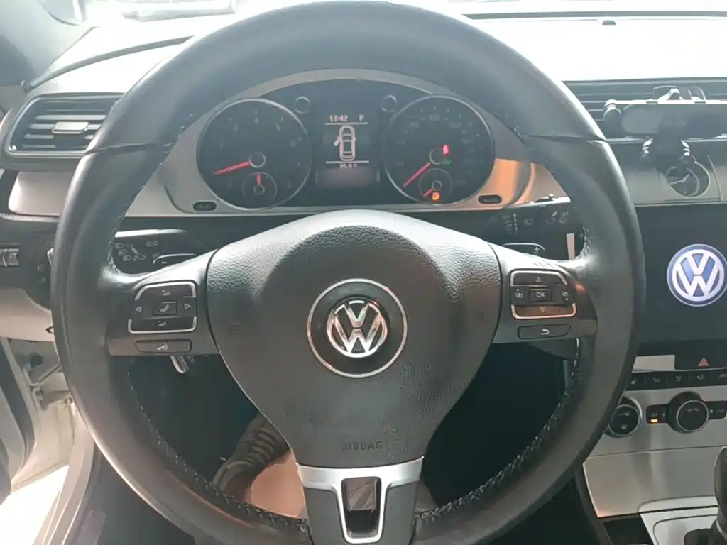 Volkswagen CC — миниатюра 11