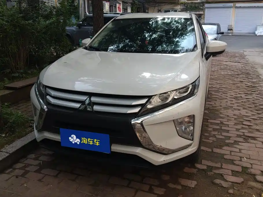 Mitsubishi Eclipse Cross — миниатюра 2