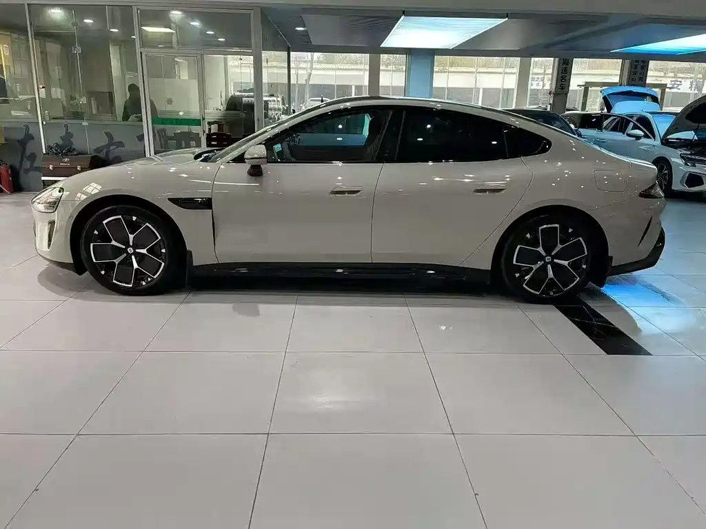 XIAOMI CAR XIAOMI SU7