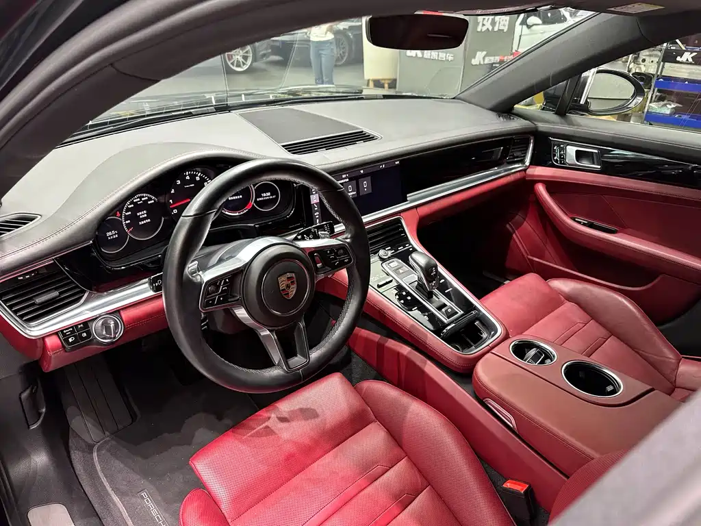 Porsche Panamera — миниатюра 4