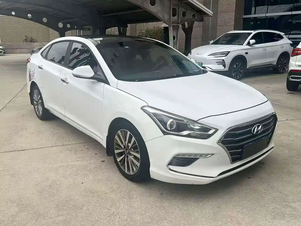 Hyundai Mistra — миниатюра 3