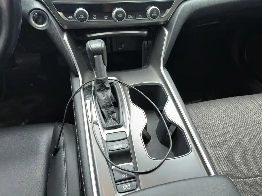 Honda Accord — миниатюра 16