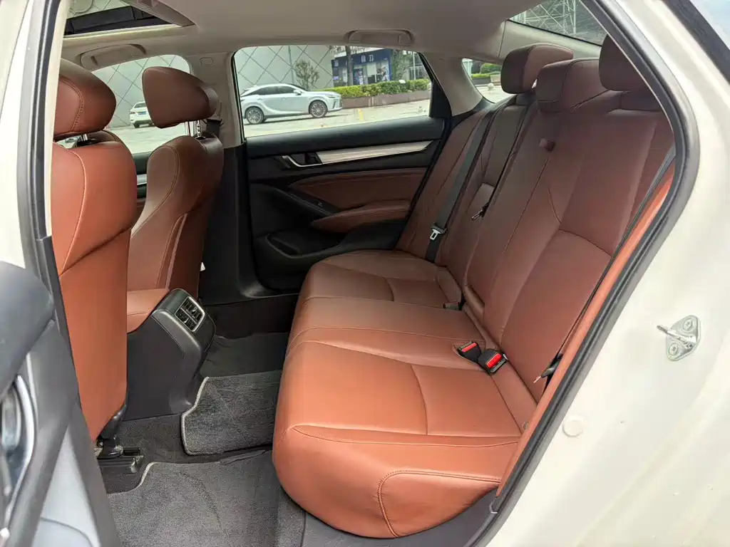 Honda Inspire — миниатюра 13