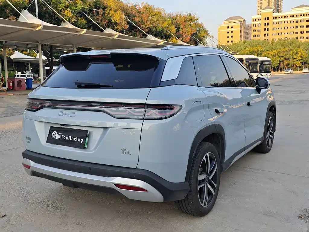 BYD L DM-i — миниатюра 9