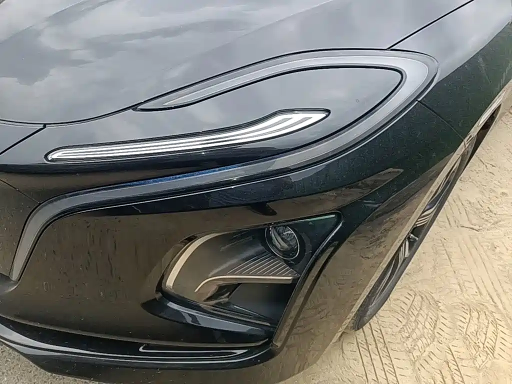 Hongqi Hongqi E-QM5 — миниатюра 24