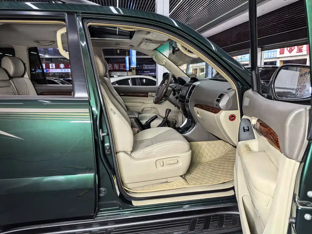 Toyota Prado (Import) — миниатюра 17