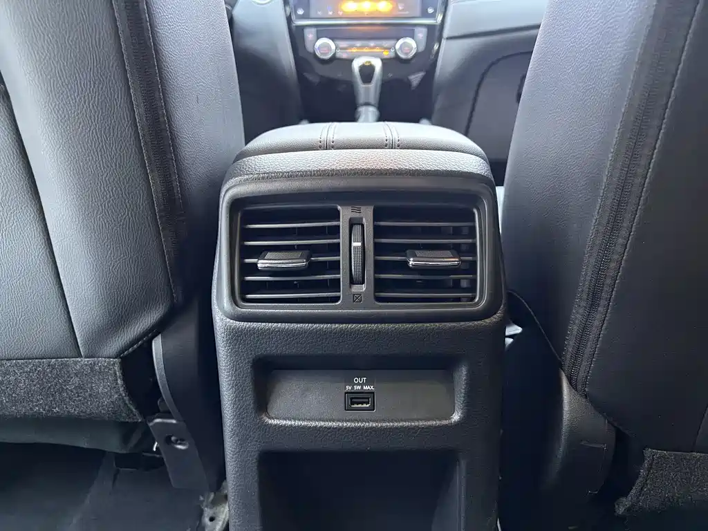 Nissan Qashqai — миниатюра 15