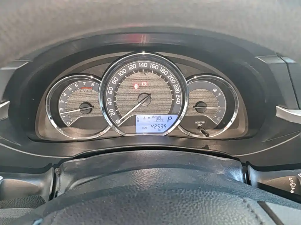 Toyota Corolla — миниатюра 12