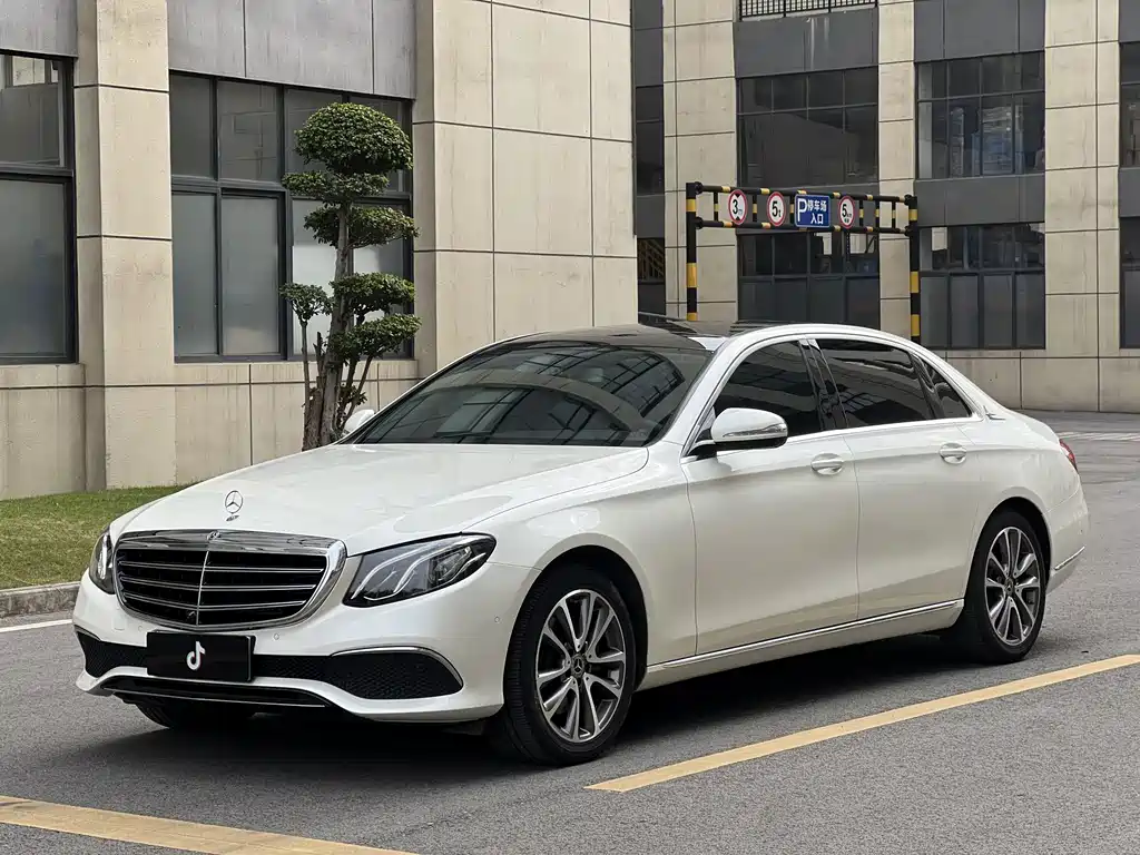 Mercedes-Benz E-Class 2020