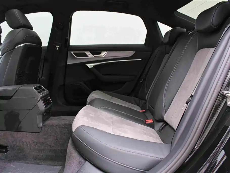 Audi A6L — миниатюра 15