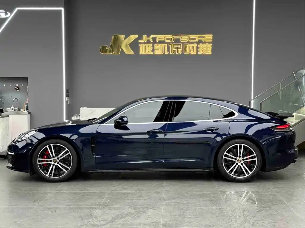 Porsche Panamera — миниатюра 9