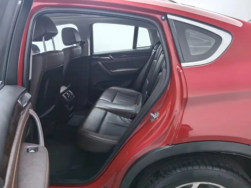 BMW X4 — миниатюра 15