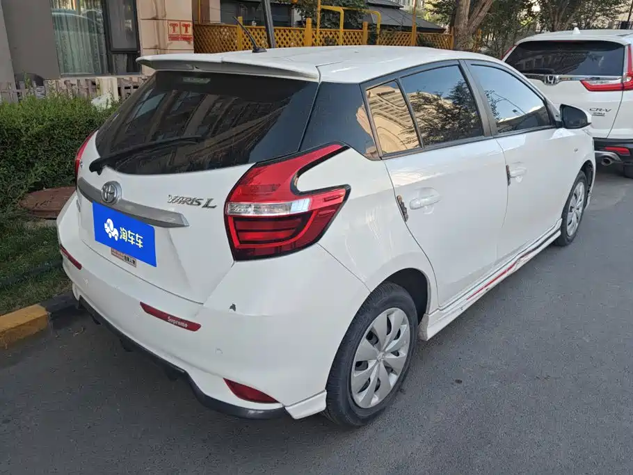 Toyota Yaris L — миниатюра 3