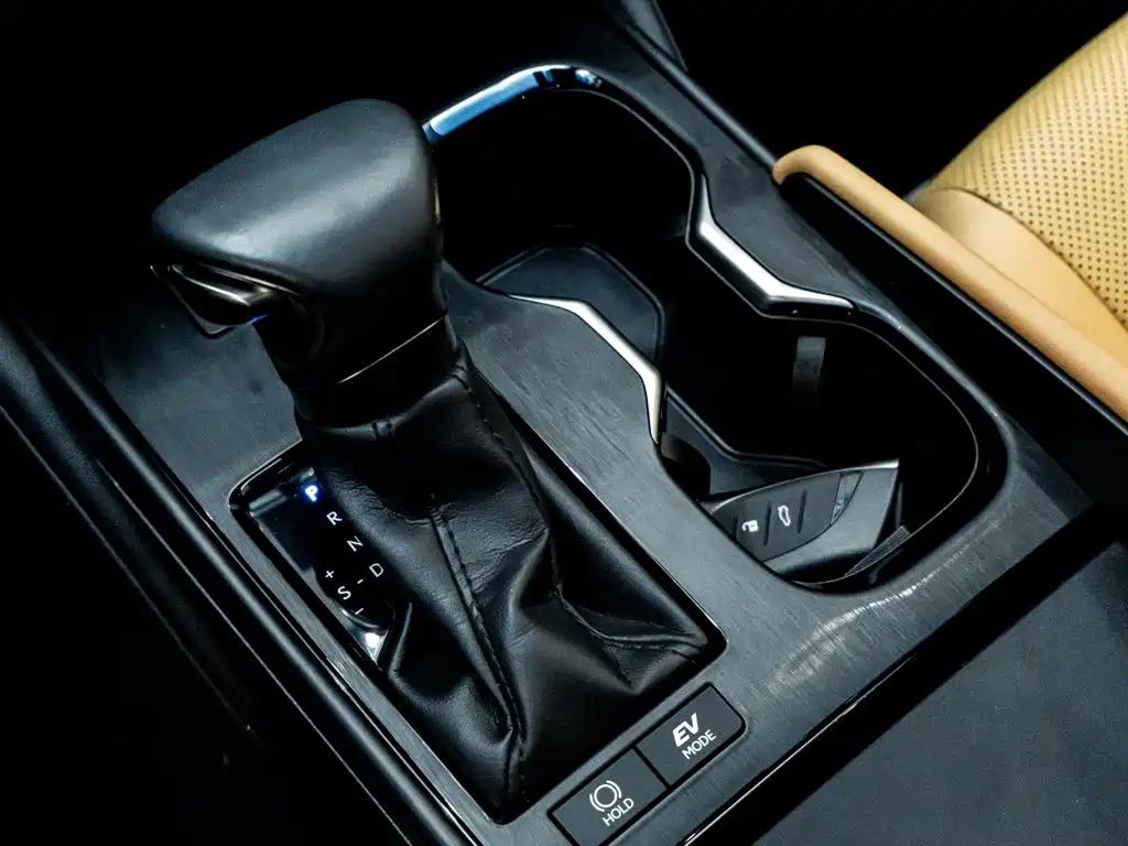 Lexus ES — миниатюра 23