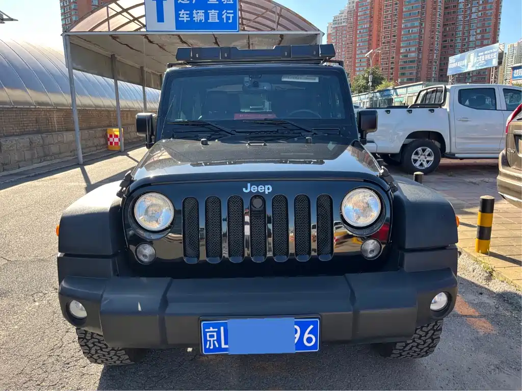 Jeep Wrangler — миниатюра 2