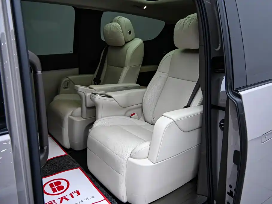 Li Auto Li MEGA — миниатюра 12