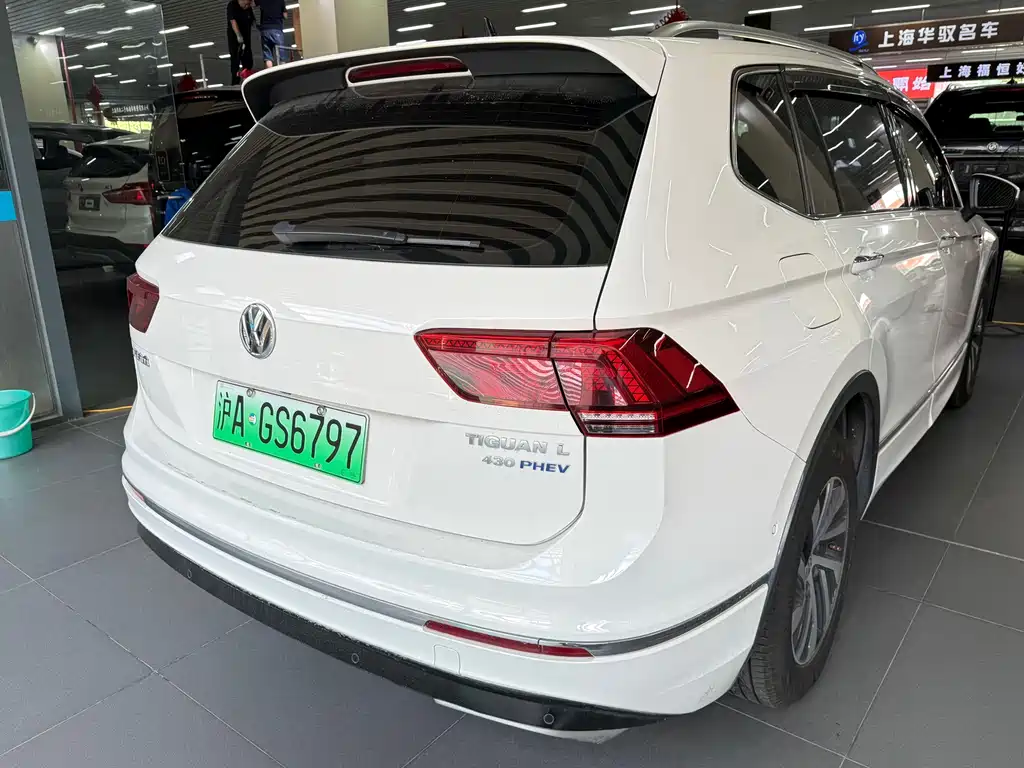 Volkswagen Tiguan L PHEV — миниатюра 4