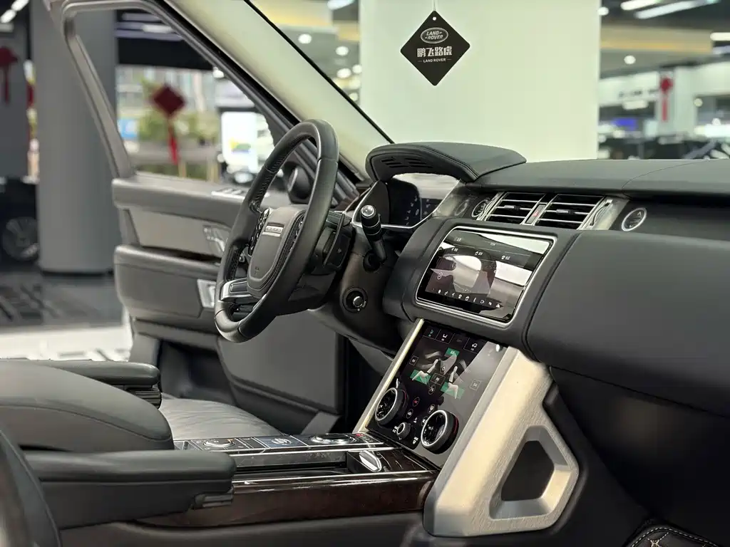 Land Rover Range Rover — миниатюра 14