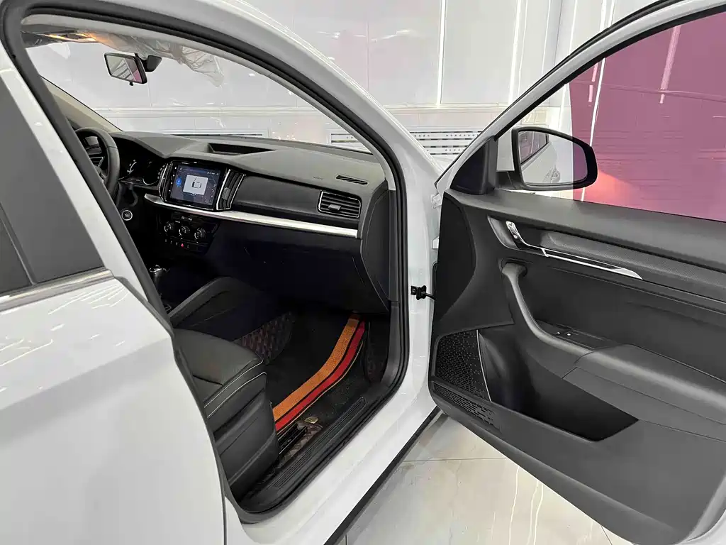 Skoda Kamiq — миниатюра 16