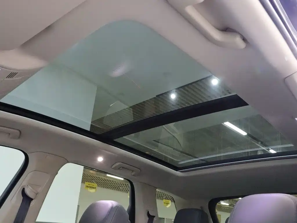 Volkswagen Touareg — миниатюра 17