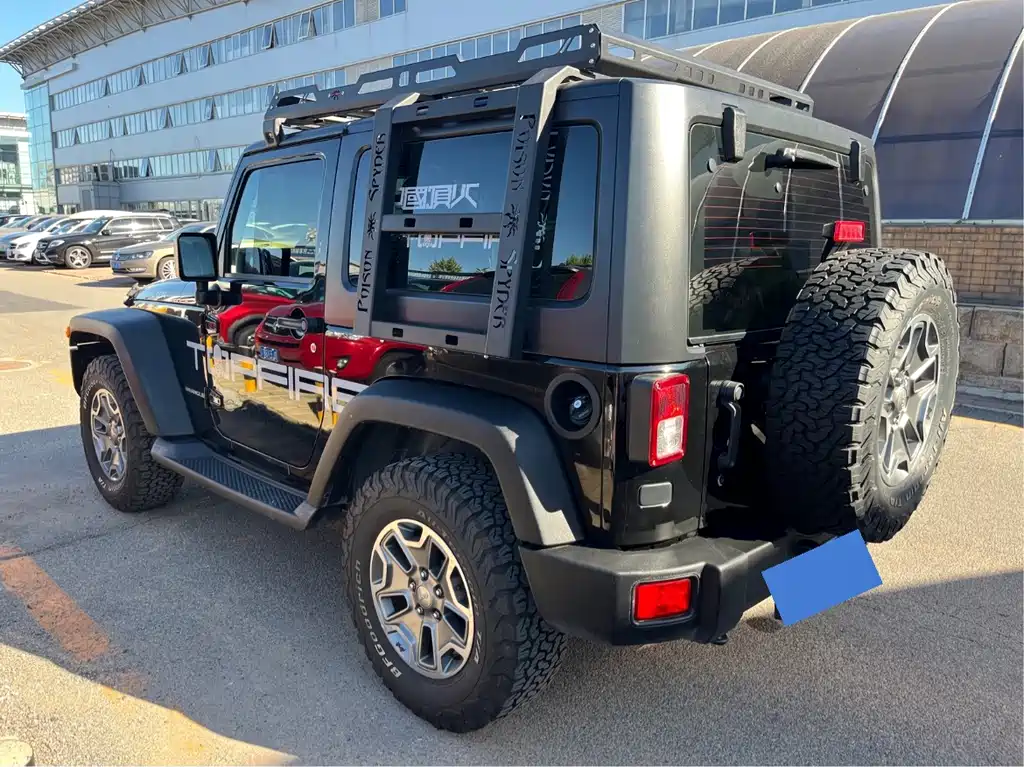 Jeep Wrangler — миниатюра 6